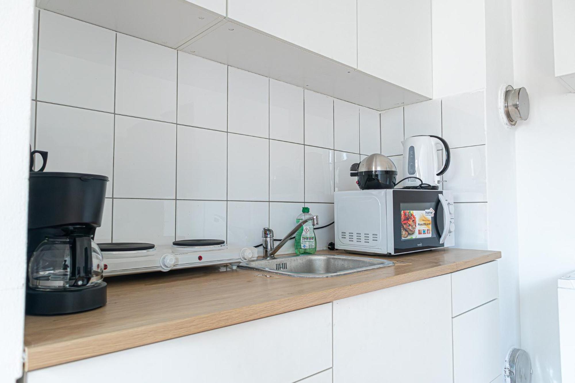 Spacious 2Br Apt Great Location - Near Schoenbrunn فيينا المظهر الخارجي الصورة